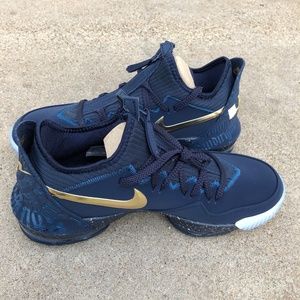 nike lebron 16 low agimat